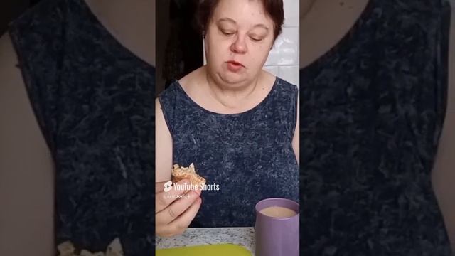 огурец проделал дыру 👌