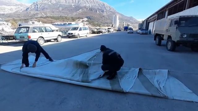 сложить парус (стаксель)