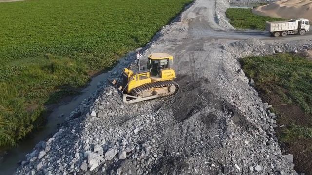 Строительство, дорога через озеро, новый проект.