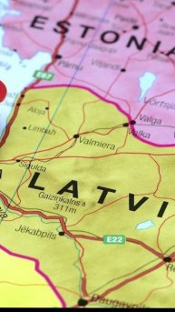 Латвию, Литву и Эстонию