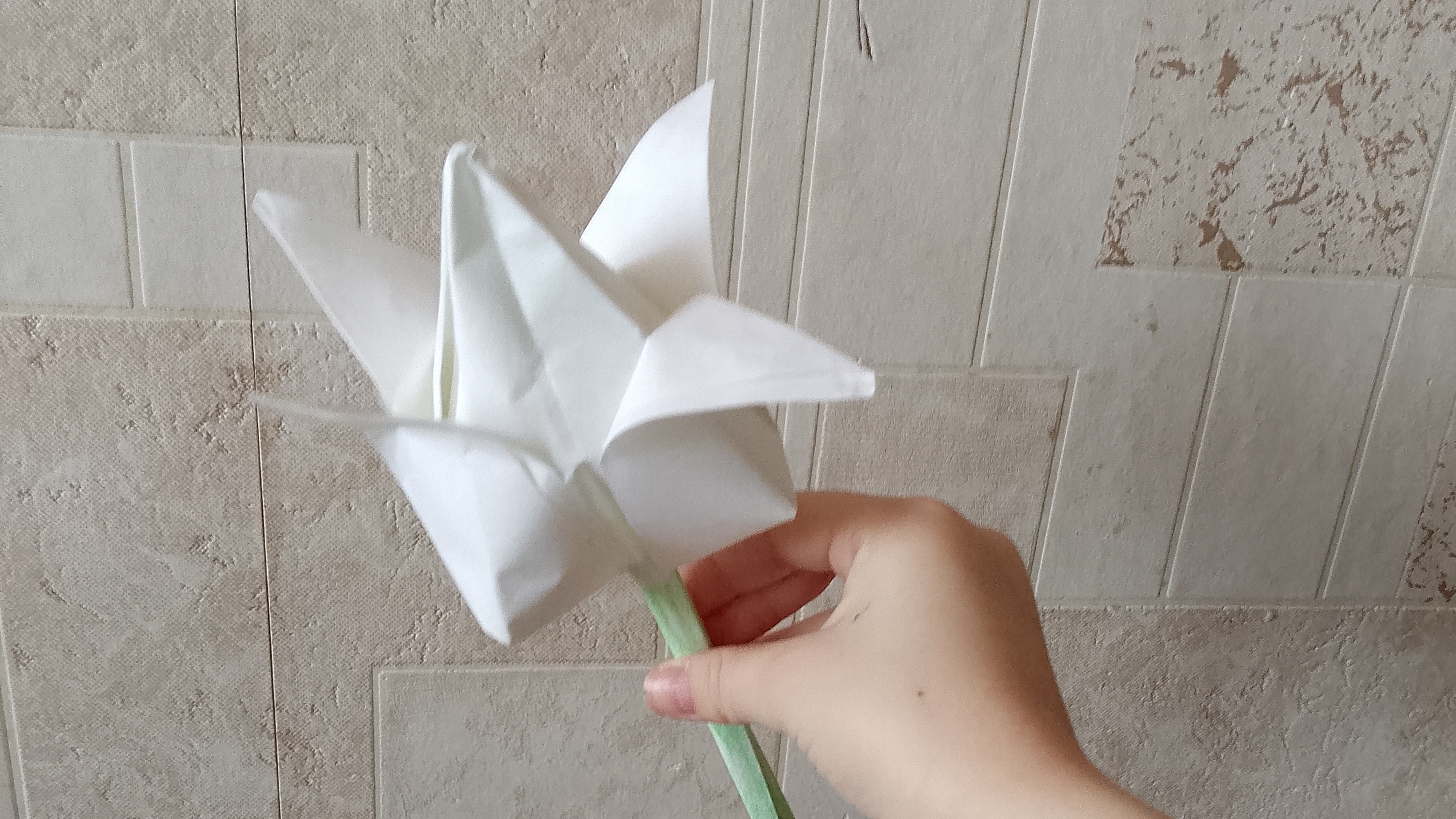 02-03-2025 делаю тюльпаны из бумаги на 8 марта 🌷