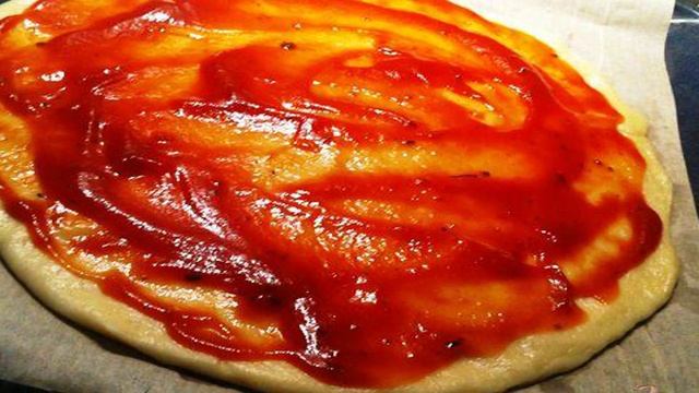 Пицца с курицей и грибами