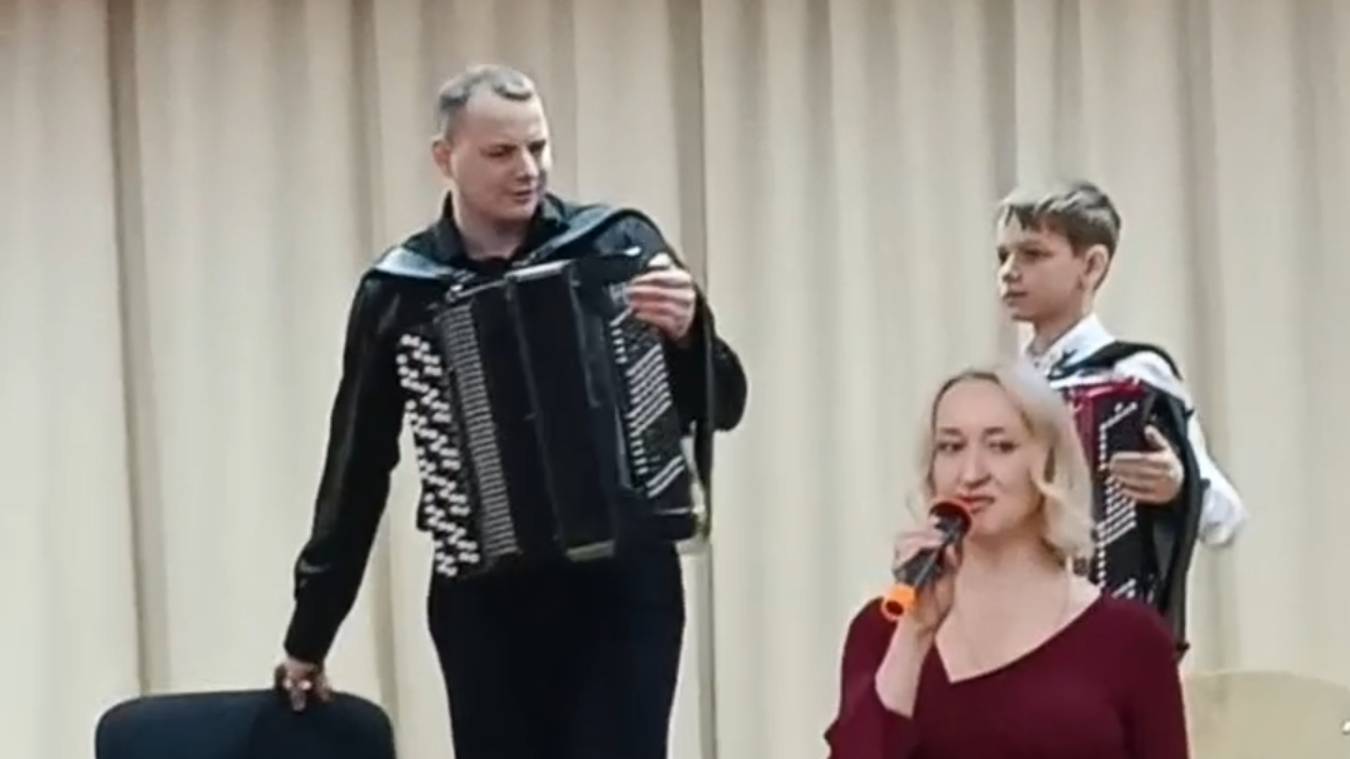 Концерт к 23 февраля и 8 марта.