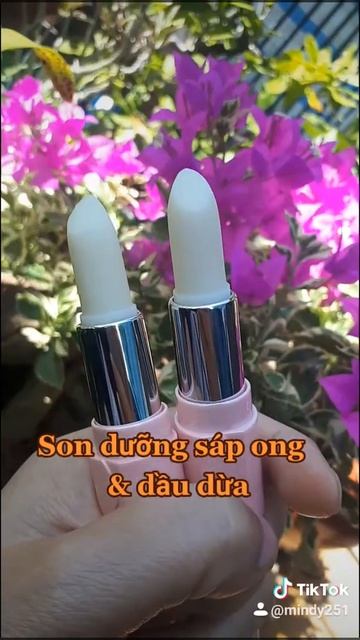 Son dưỡng sáp ong