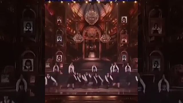 Японка танец