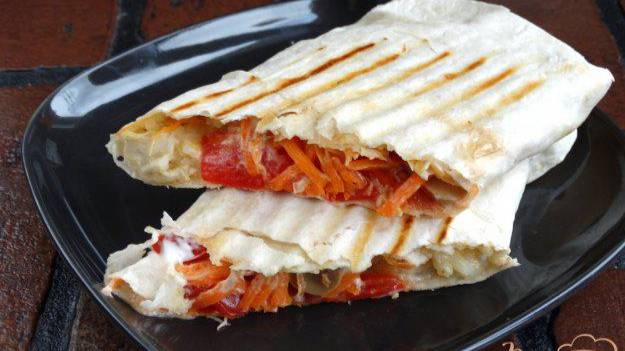 Шаурма вегетарианская с рисом и грибами