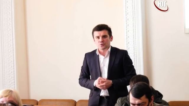 БЕРДЯНСК 2022 Отчет главы БРГА закончился ссорой с депутатами  2022 02 16