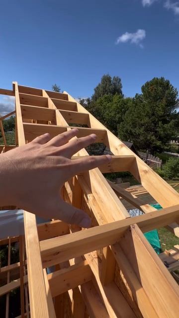 Карнизы из консоли вместо кобылок
#каркасник #каркас #каркасники