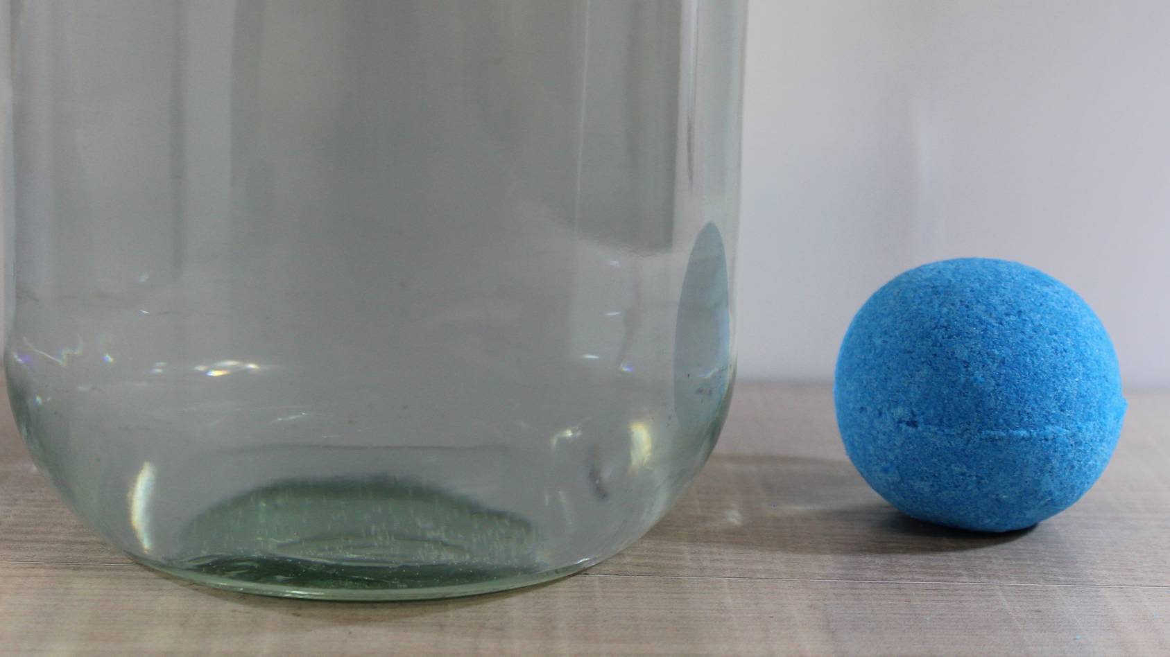 БУРЛЯЩИЙ ШАР ДЛЯ ВАННЫ + Залипательное видео под музыку, просто релакс!