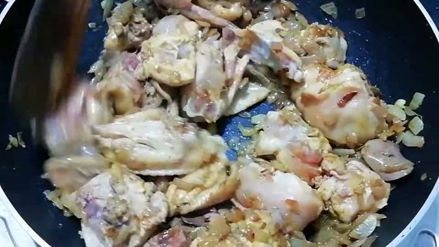 Restaurant style chicken gravy in tamil | Easy Chicken recipe | Bachelors chicken
