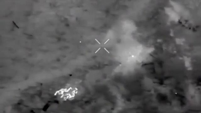 Разведчики - операторы дронов 42 дивизии ночью сожгли группу боевиков ВСУ.
