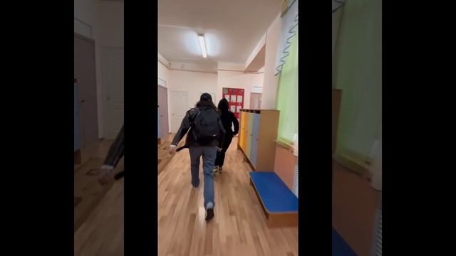 VID_20250209_234720_581
