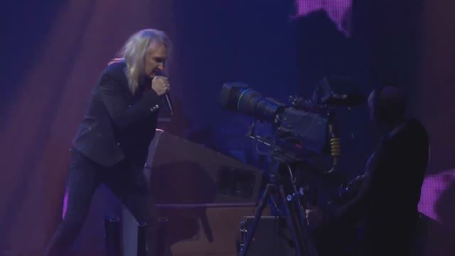 Александр Иванов и группа «Рондо» — Бледный бармен / Стрелой (LIVE, 2022)