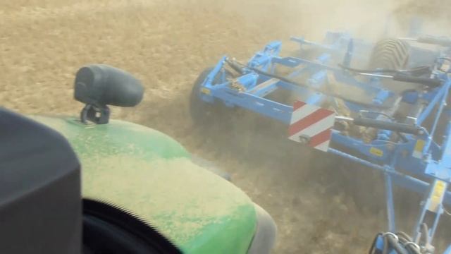 john deere 8R et lemken karat 2012 6 metres