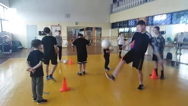 6️⃣1️⃣ занятие ⚽Футбольный⚽Фристайл⚽ Салехард "ЦКиС "Геолог" Ямал 6️⃣ марта 2️⃣0️⃣2️⃣2️⃣г.↩️
