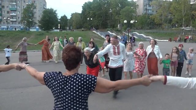 Хоровод мира, любви и добра прошел на набережной Амурска!