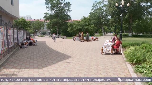 14.07.2022 По «Чеховскому скверу» прогулялись жители и гости Южно-Сахалинска