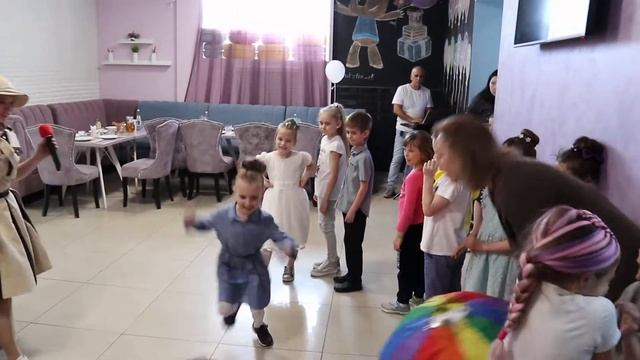 2021-06-05 Выпускной Саввы. Кафе 10.