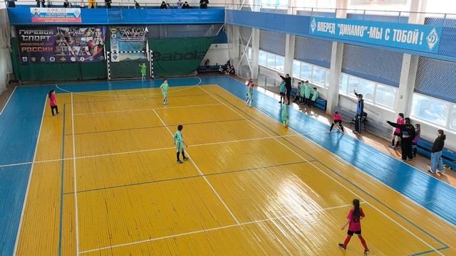 ⚽ФК "Камчадалочка" - 42 школа, 14 гр., 1 тайм. (02.03.2025)