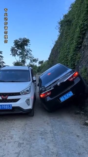 запоминаем технику разъезда в узких местах