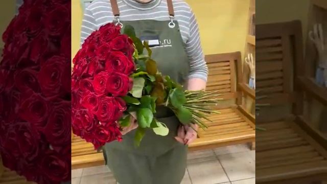 Букет красных роз 51 шт 50 см "Красная страсть"