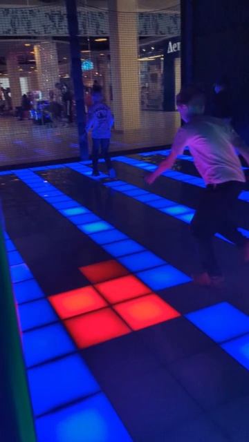 Не наступай на лаву!🌋