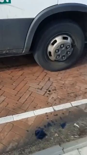 стоячий мент 😅😂