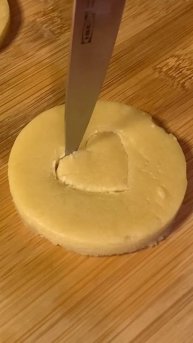 ❝ Будьте заняты. Это самое дешевое лекарство на земле — и одно из самых эффективных. ❞