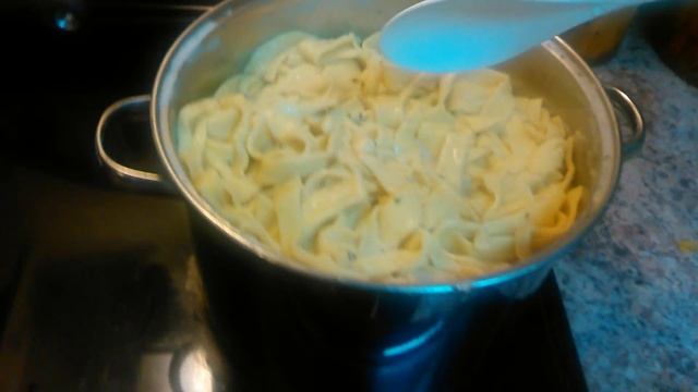 Cooking homemade noodles without drying them.