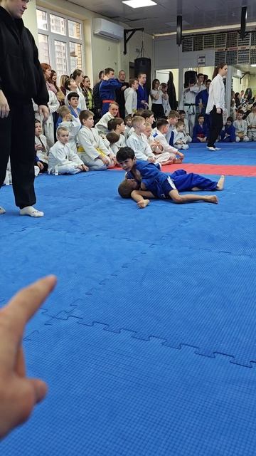 Sambo на соревнованиях 1 место занял