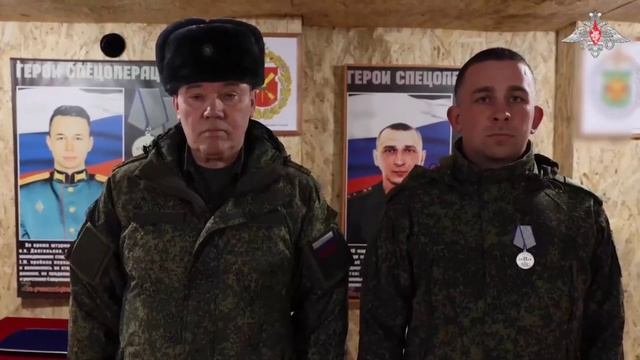 Начальник Генерального штаба вручил государственные награды военнослужащим