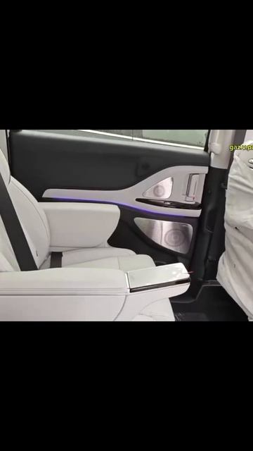 Прикупили для Марины Voyah Dreamer 👍 Дорого богато, белая на белом 😃