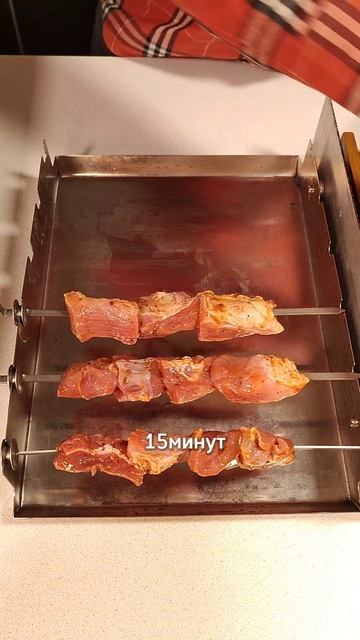 Готовлю мясо на ретро приборе.