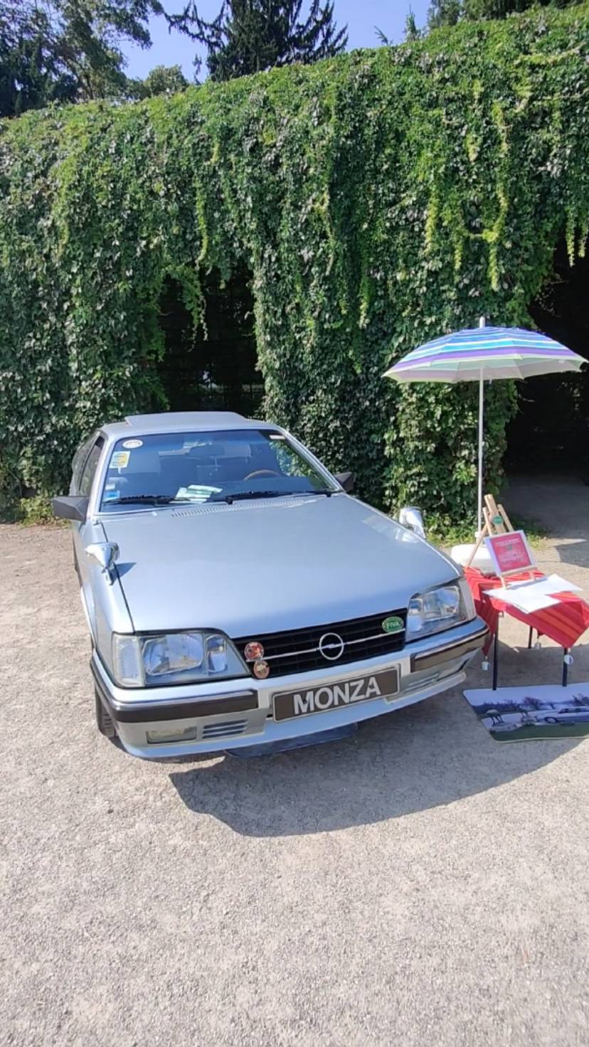 Opel Monza