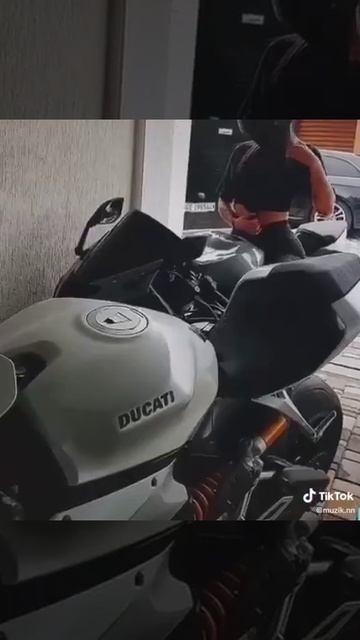 МОТО красота и ничего лишнего...