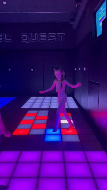 напиши сколько тебе лет?