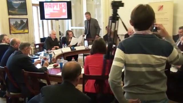 Научная сессия в Центре Сулакшина С.С.
"Политическая партия нового типа"