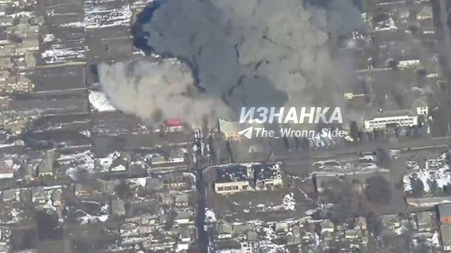 Прилет ФАБ-3000 с УМПК по расположению ВСУ в школе села Комар (севернее Великой Новоселки).  Коо...