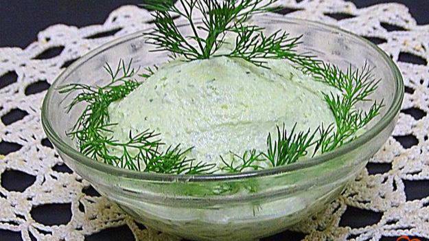 Майонез зелёный с чесноком и укропом