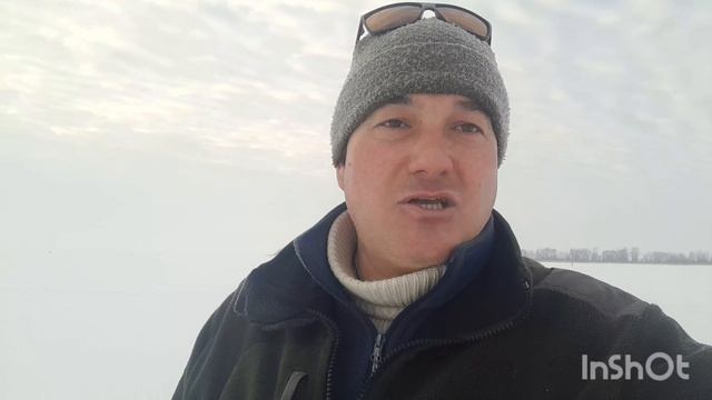 Весенняя рыбалка со льда с подписчиком Айратом из Лениногорска на р.Кама РТ  .