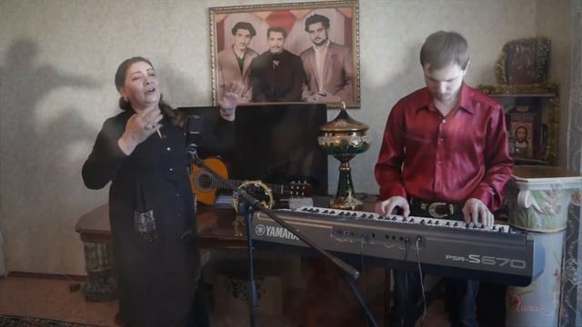С Днём Победы всех поздравляет Омская шоу-группа "Рубин" с песней "Я люблю тебя, Россия"