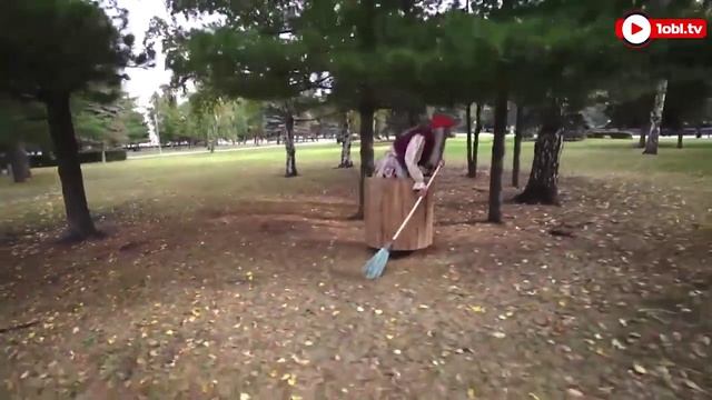 Бабка Ёжка.