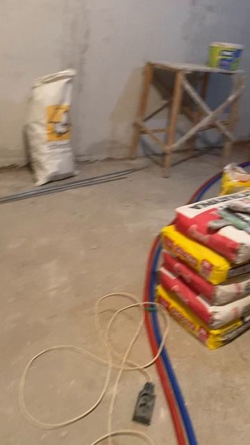 Разводка отопления / монтаж вертикального радиатора