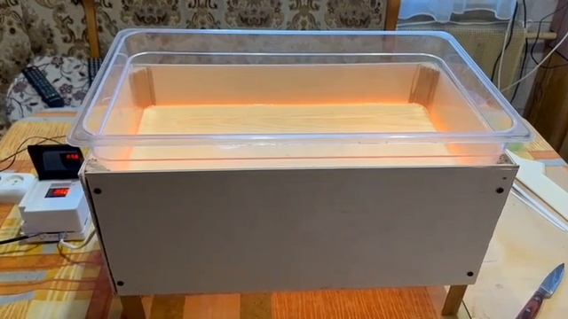 Часть 2 , поилка для пчел с электрообогревом.