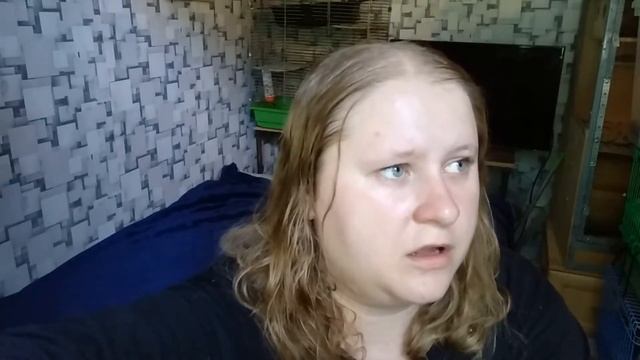 бесит телефон, отпуск обломался)) но у меня всё хорошо))