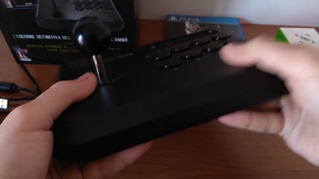 [RECENSIONE] HORI fighting stick mini + MK XL