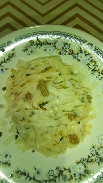 Рисовая лапша с соусом ТоМ ям