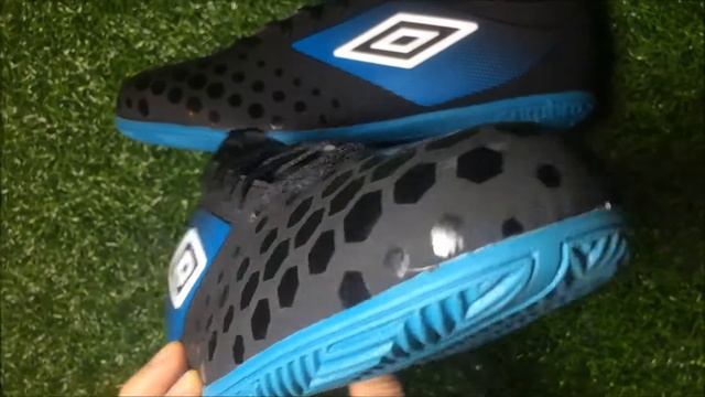 Футзалки Umbro UX Accuro II Club 81324U