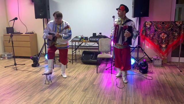 «Старое банджо»_Ансамбль «Московское время»_Денис Баранов(балалайка) и Олег Майшев(баян)