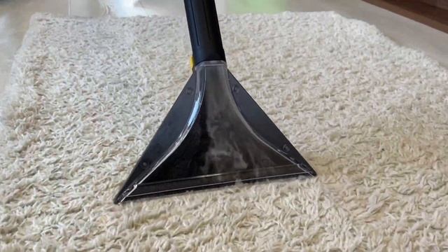 Як користуватися миючим пилососом Karcher Puzzi 8/1